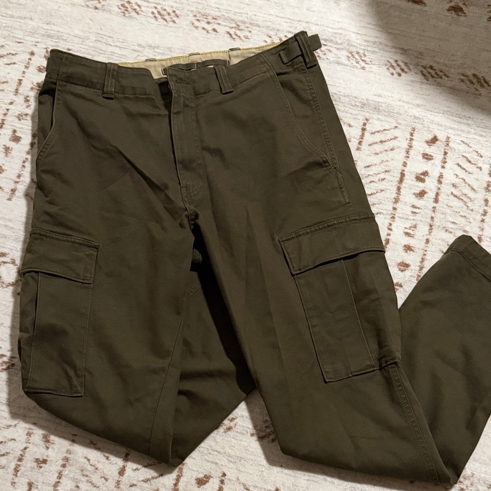 Banana Republic Dark Green Cargo Pants for Men